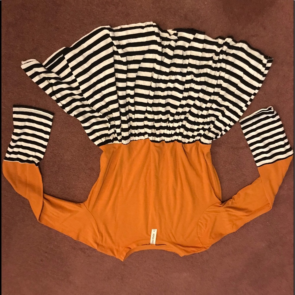 Zenana premium M pumpkin autumn orange and B&W stripe top - Picture 8 of 9